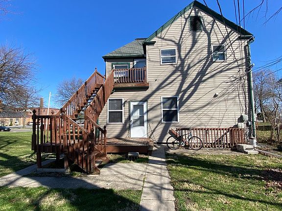 2nd image of 236 E Dewald St #4