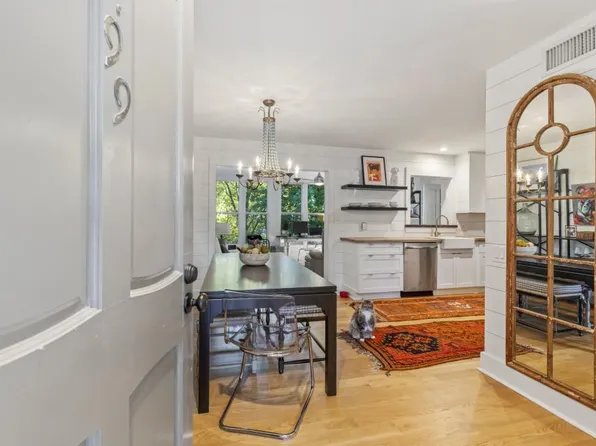 99 Adrian Pl NW, Atlanta, GA 30327