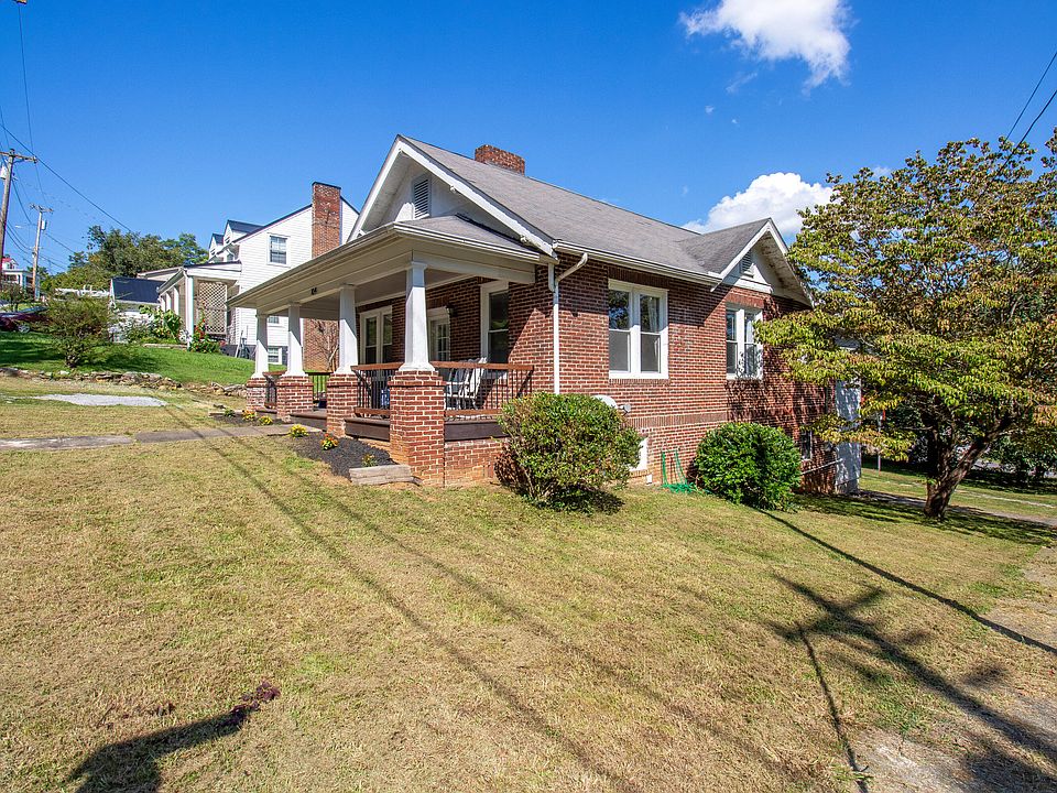 1st image of 104 S Highland Ave