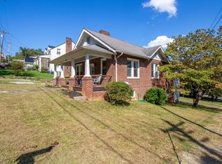 104 S Highland Ave, Greeneville, TN 37743