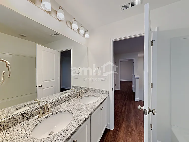 4509 Tarpon Dr — Photo 18