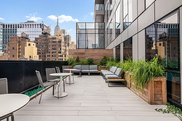 Rented by Compass | media 11