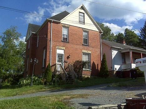 1st image of 309 Leona Ct