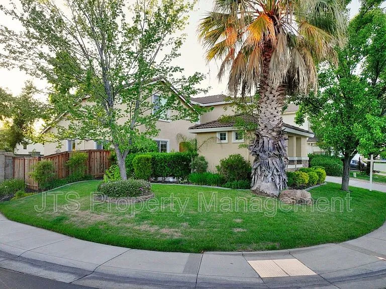 2040 San Esteban Cir — Photo 102