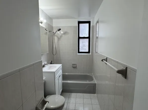 9747 Shore Road image 8 of 8