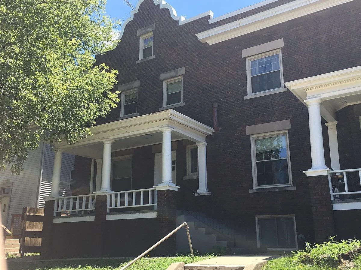 Building Photo - 2917 Jackson St