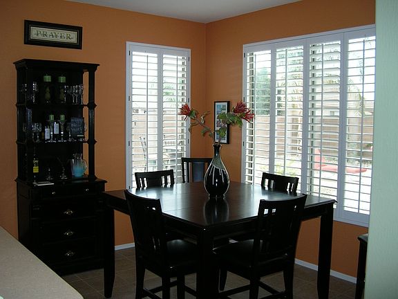 Cheery Dining Area w/Plantation Shutters!