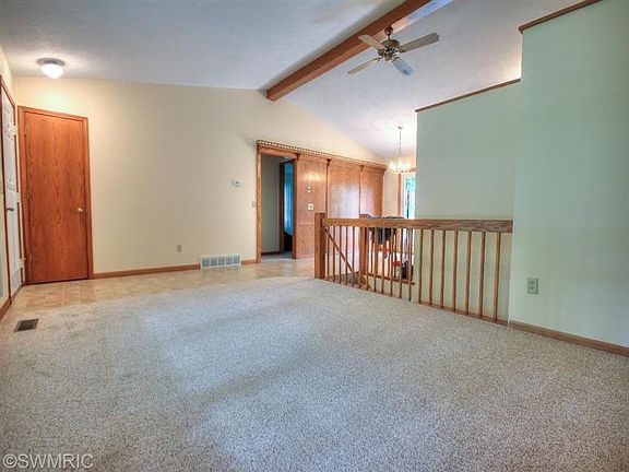 5th image of 140 N 168th Ave