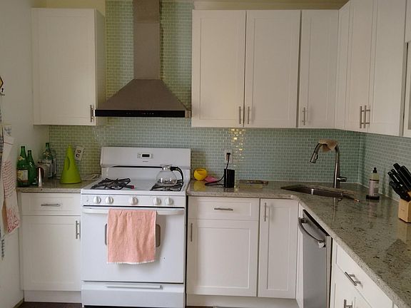 3rd image of 69 S Orange Ave #611