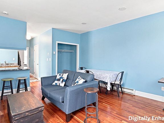 5th image of 208 Washington Ave APT 3