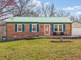 1115 S Tanyard Rd, Cadiz, KY 42211