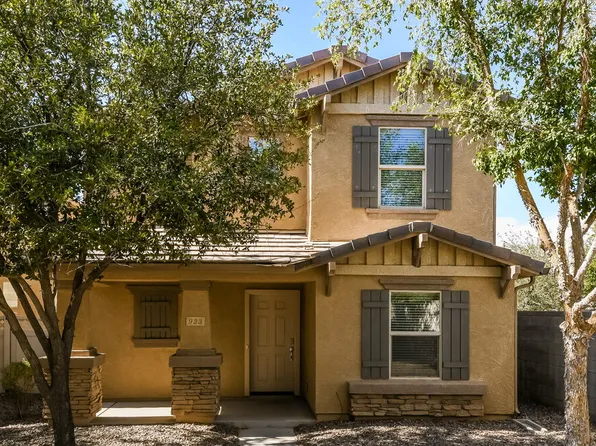 923 S Pheasant Dr, Gilbert, AZ 85296