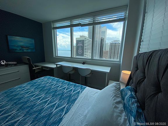 2nd image of 244 Biscayne Blvd APT 2509