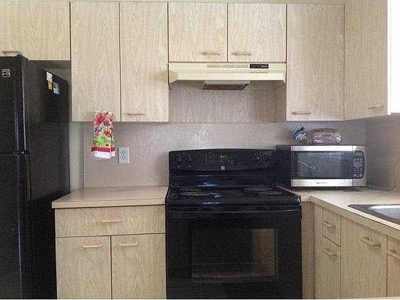 3rd image of 9957 NW 45th St