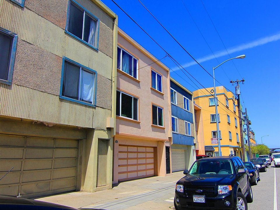2nd image of 338 Alemany Blvd