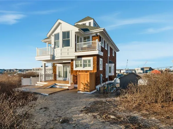 246 Sand Hill Cove Rd, Narragansett, RI 02882