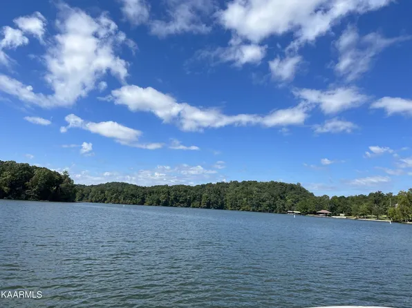 430 Oak Hills Dr, Spring City, TN 37381