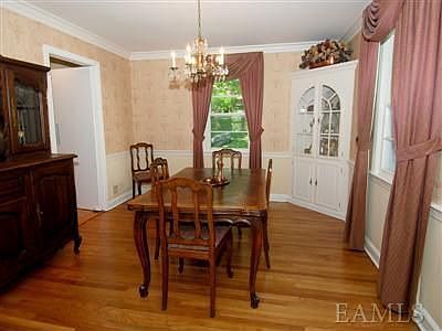 5th image of 83 W Brookside Dr