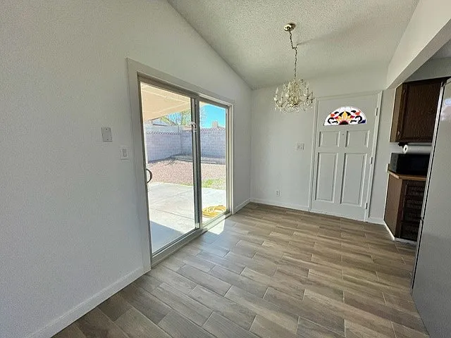 409 Daffodil Dr — Photo 13