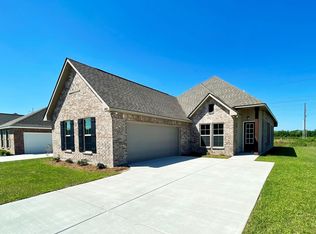 2469 Kingfisher Dr, Houma, LA 70364
