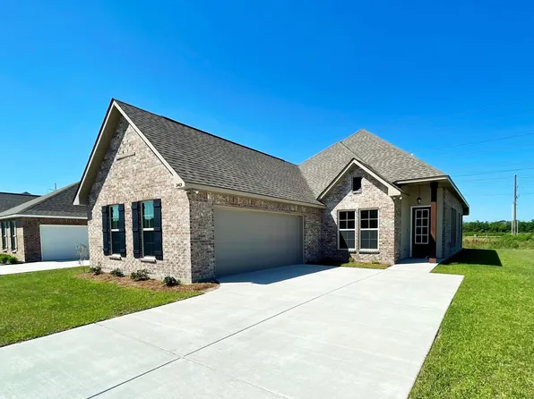 2469 Kingfisher Dr, Houma, LA 70364
