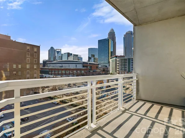 505 E 6th St Unit 707, Charlotte, NC 28202