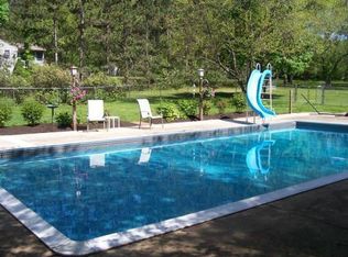 13 Edgehill Rd, Stow, MA 01775