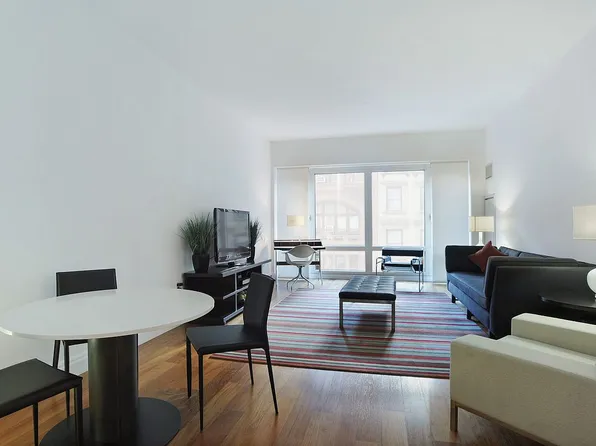 33 W 56th St APT 6C, New York, NY 10019