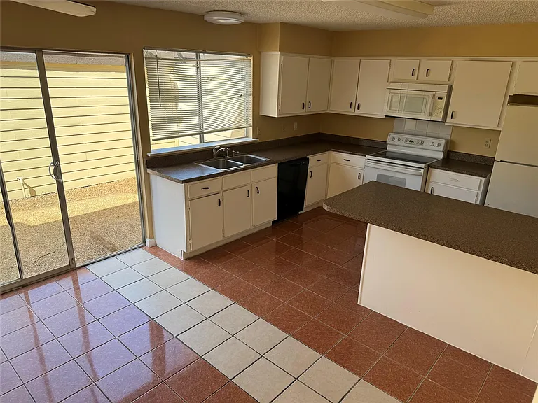 7170 S Dairy Ashford Rd — Photo 20