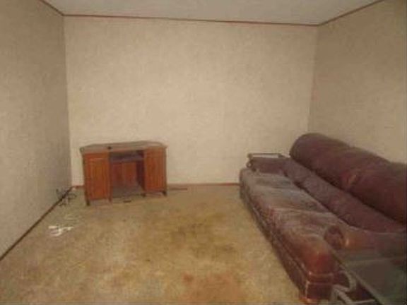 Formal Dining
