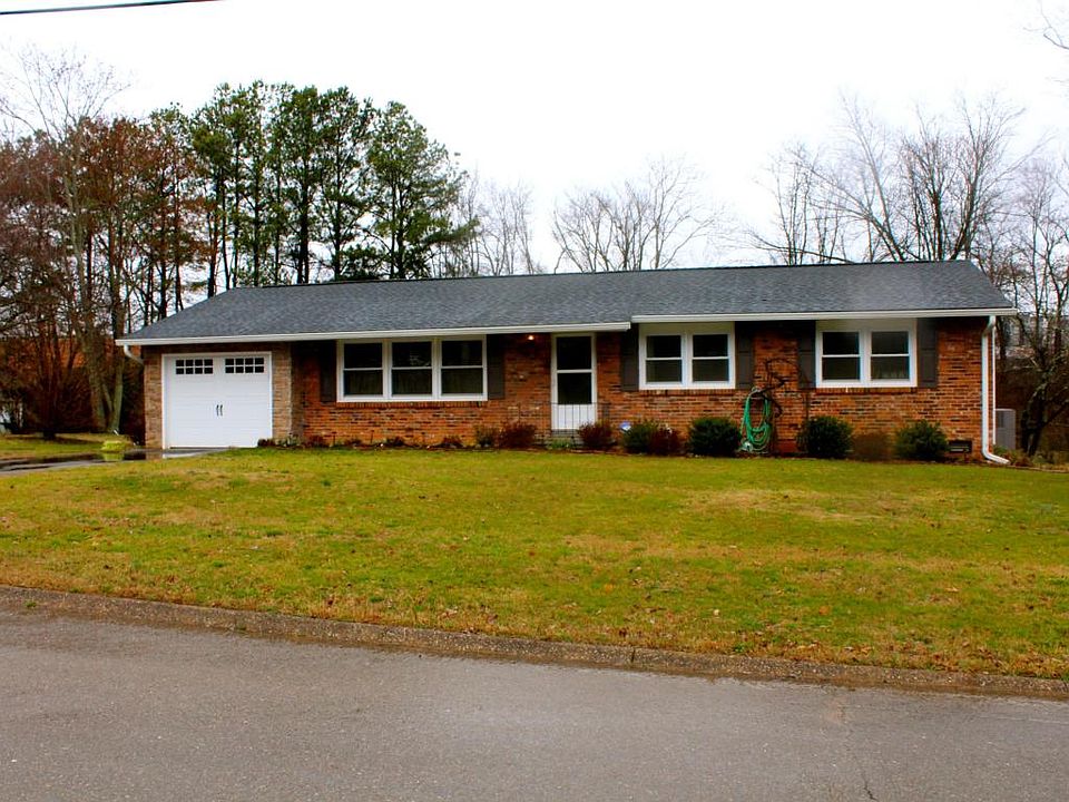 1st image of 7925 Hayden Dr