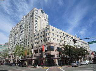 988 Franklin St APT 813, Oakland, CA 94607