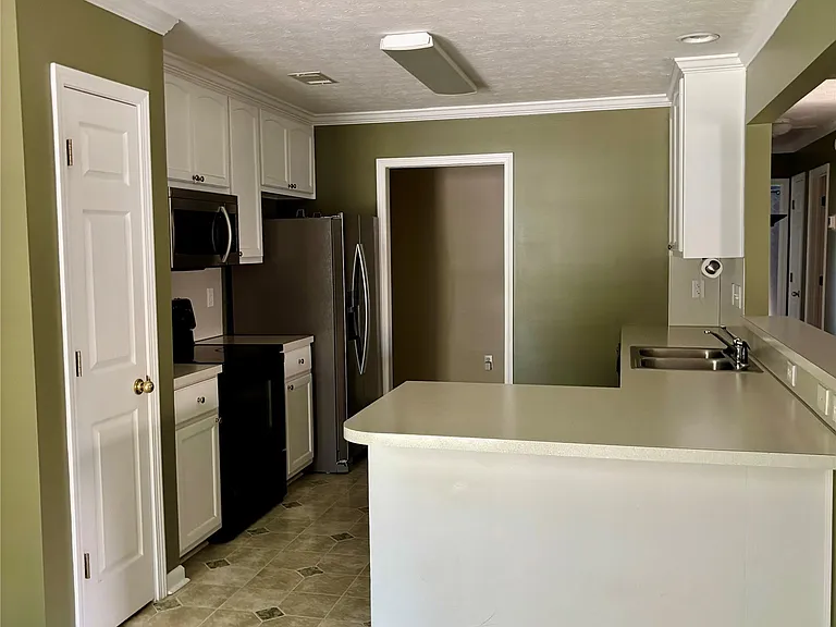 1315 Cameron Ct — Photo 18