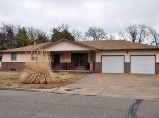 300 N Howard Pl, Mount Hope, KS 67108