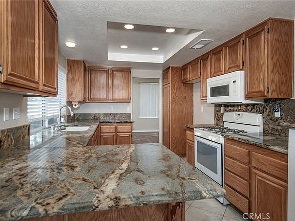 4th image of 31255 Slate St #31255