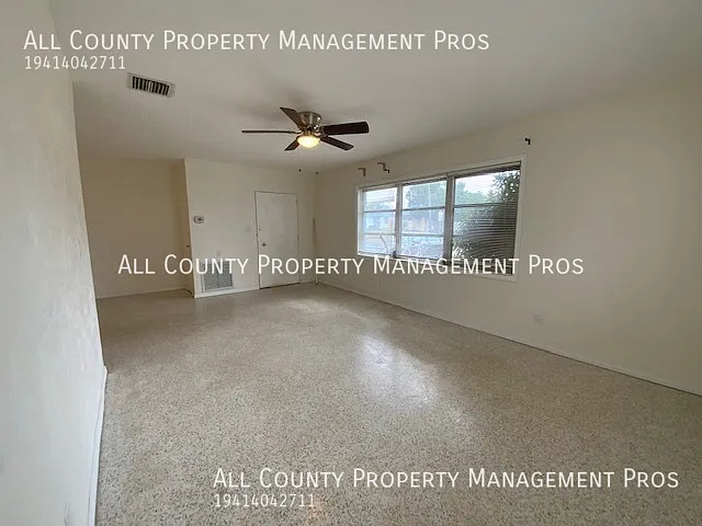 Central Sarasota/Canal home/Terrazzo Floors/Carport/Lawn Care Included/Pet Friendly/Central A/C, ... — Photo 2