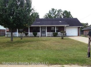 406 Juniper St, New Llano, LA 71461