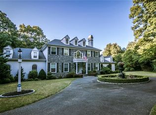 58 Hidden Mere Ln, North Kingstown, RI 02852