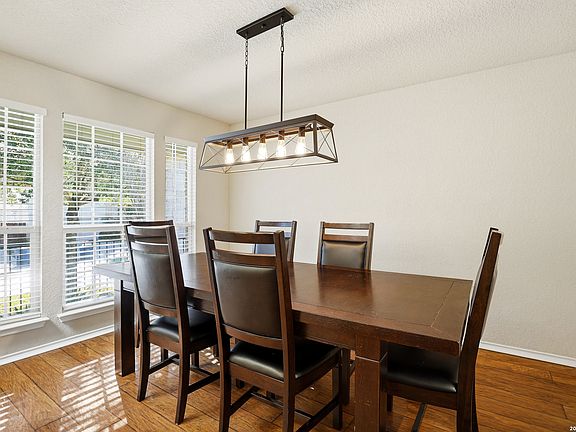 5th image of 5927 Onyx Way
