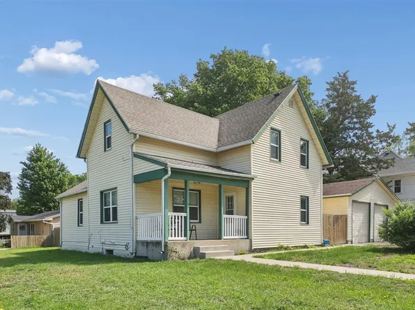 101 3rd St NE, Mitchellville, IA 50169