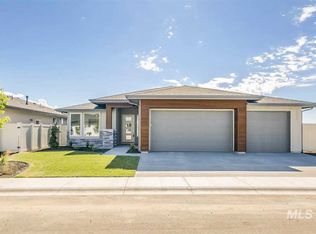 2381 S Hills Ave, Meridian, ID 83642