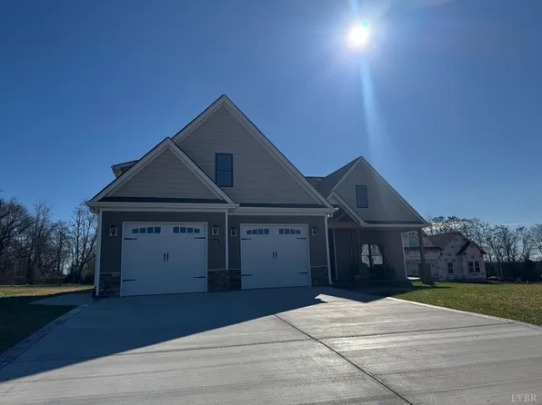 1105 Bellevue Acre Dr, Forest, VA 24551