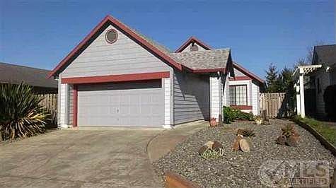 2nd image of 1135 Breen St