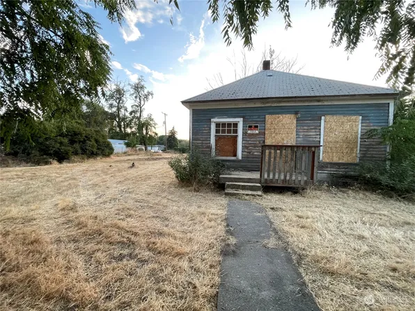 115 N E Street, Prescott, WA 99348