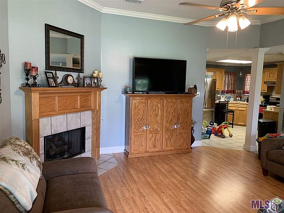 4th image of 41134 Lee Dr