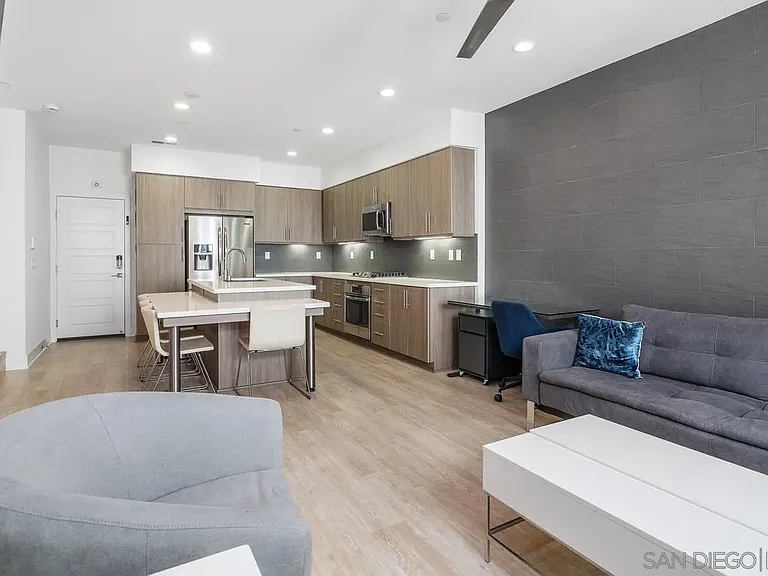 2622 Aperture Cir — Photo 8