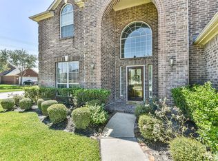 10007 Memorial Way Dr, Tomball, TX 77375