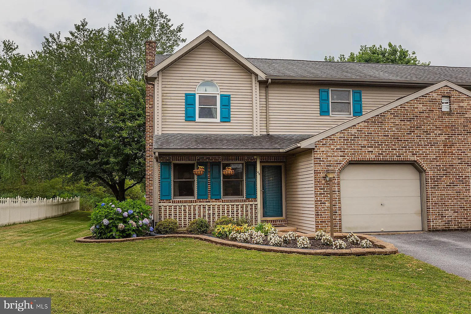 49 Red Stone Cir photo 1