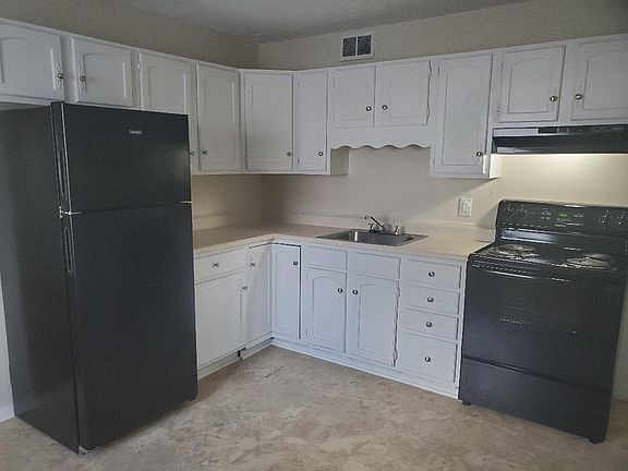 5th image of 9757 Gibralter Dr