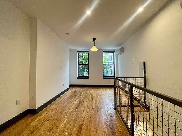 294 Grove St #1F — Photo 2